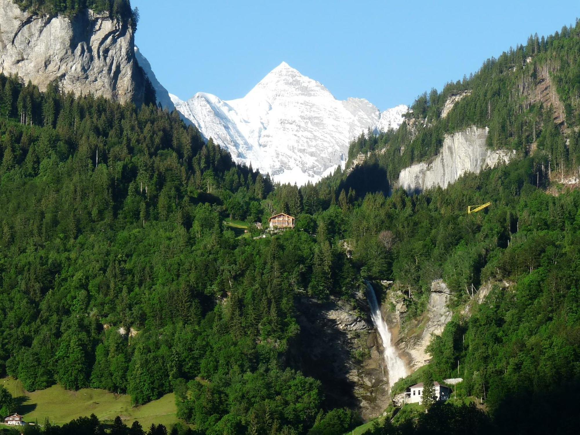 Dunkel Blaue Maus Bed & Breakfast Meiringen Luaran gambar